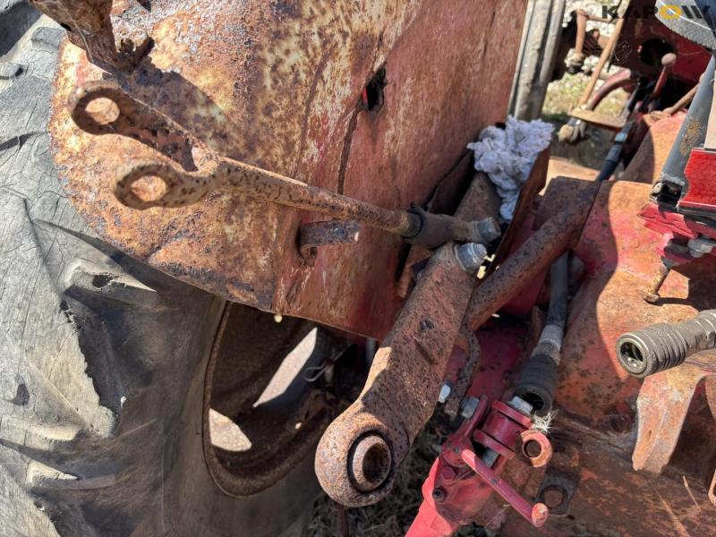 McCormick B275 traktor 28