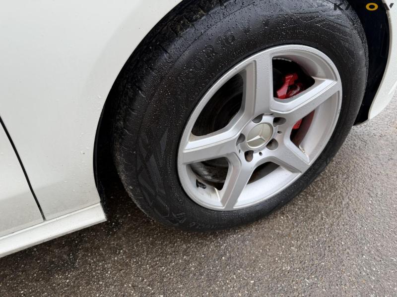 Mercedes-Benz Cla 200 CDi personbil 34