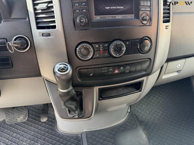 Mercedes-Benz Sprinter 216 CDI varebil 13