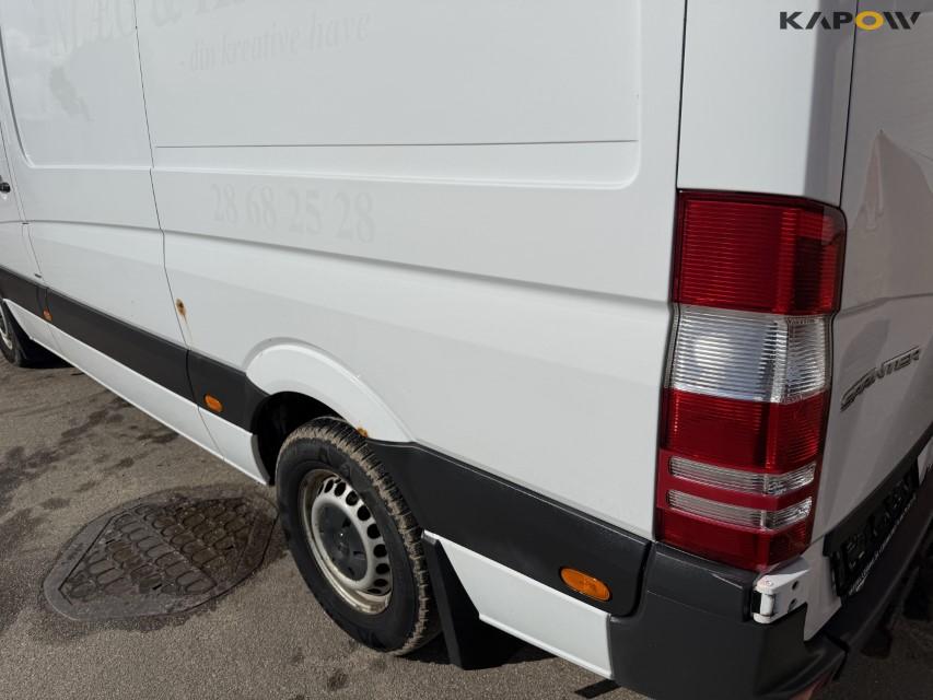 Mercedes-Benz Sprinter 216 CDI varebil 29
