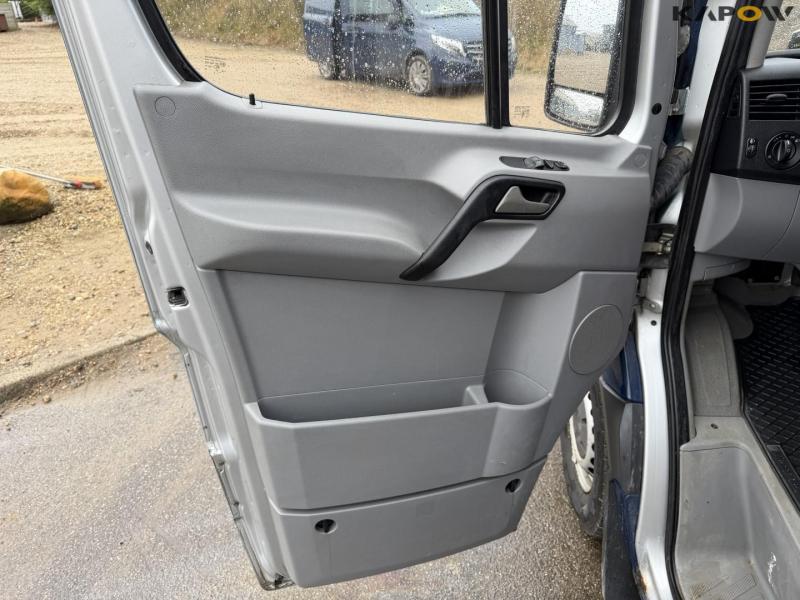 Mercedes-Benz Sprinter 319 DCI varebil 23