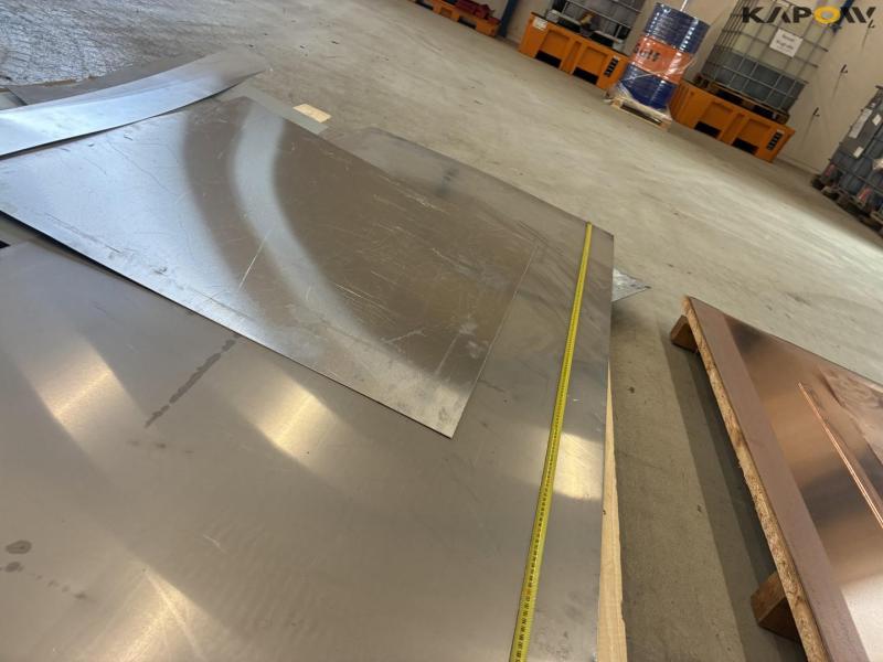 Metal plader 14