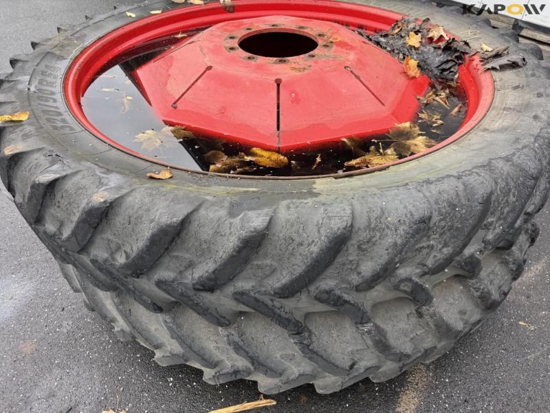 Michelin 320/0-R54 & 320/85-R38 komplette hjul 11