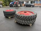 Michelin 320/0-R54 & 320/85-R38 komplette hjul 4