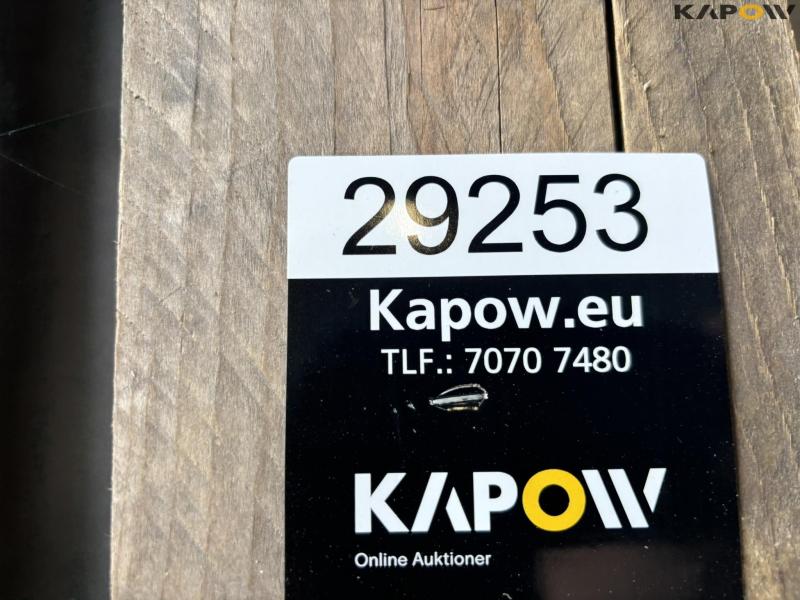 Milsco sæde med armlæn 2 stk. og konsol - Nye 40