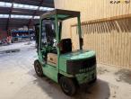 Mitsubishi FD25 truck 6