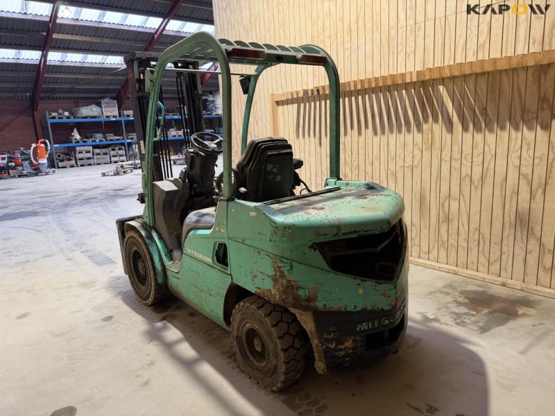 Mitsubishi FD35N truck 6