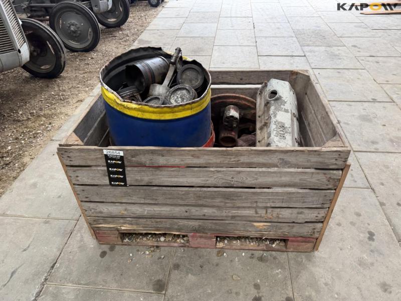 Motor Commins 903 reservedele 2