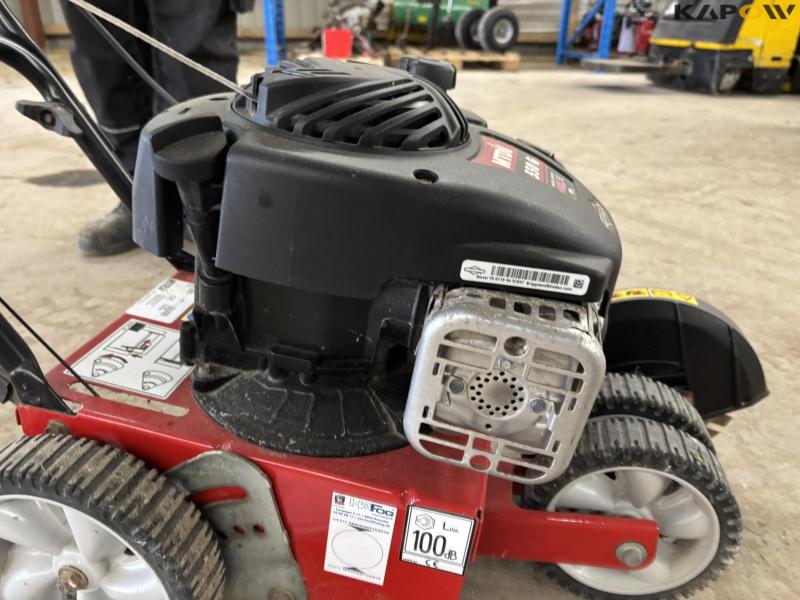 MTD 550G kantskærer 12