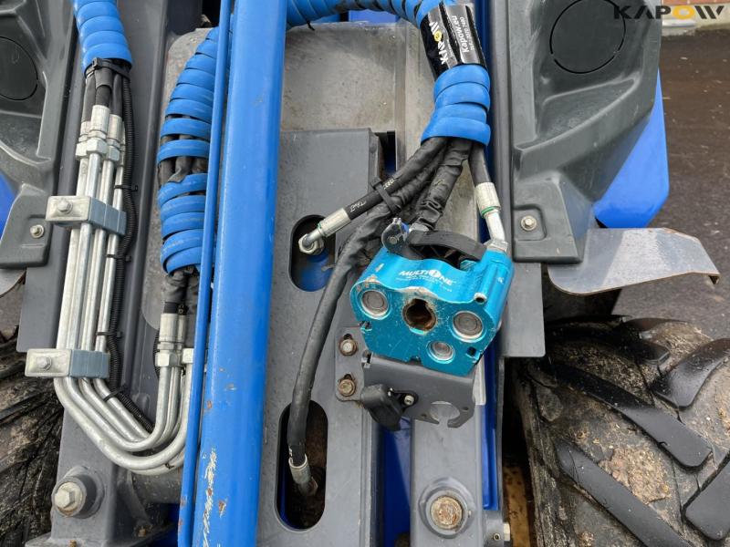 Multione 7.3S minilæsser med skovl og pallegafler 12