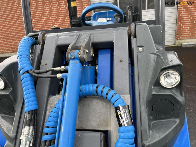 Multione 7.3S minilæsser med skovl og pallegafler 13