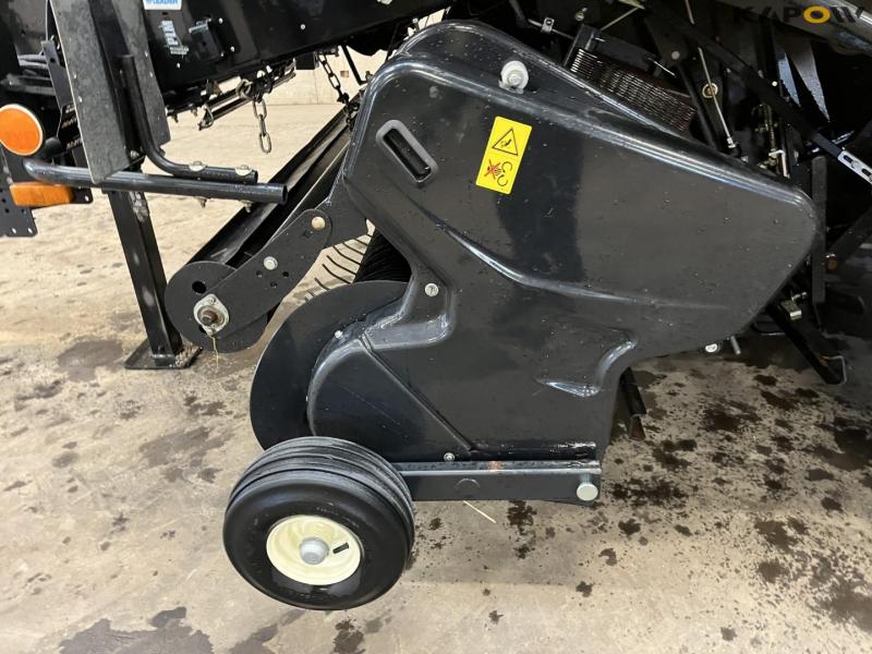 New Holland 1290 plus bigballepresser 9