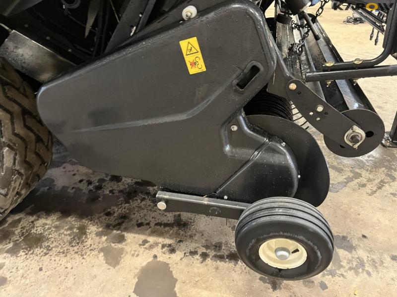 New Holland 1290 plus bigballepresser 18