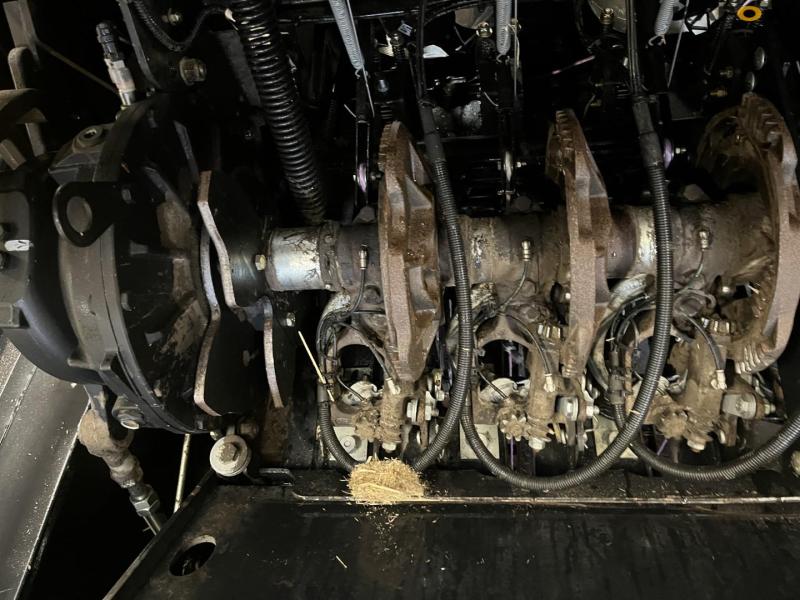 New Holland 1290 plus bigballepresser 38