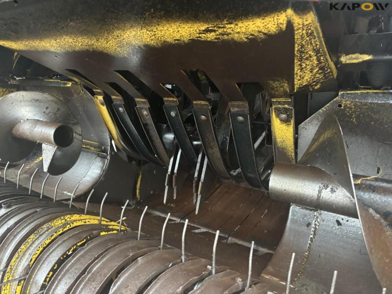 New Holland 4860S minibig presser 15