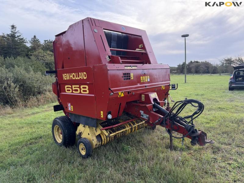 New Holland 658 rundballepresser 3