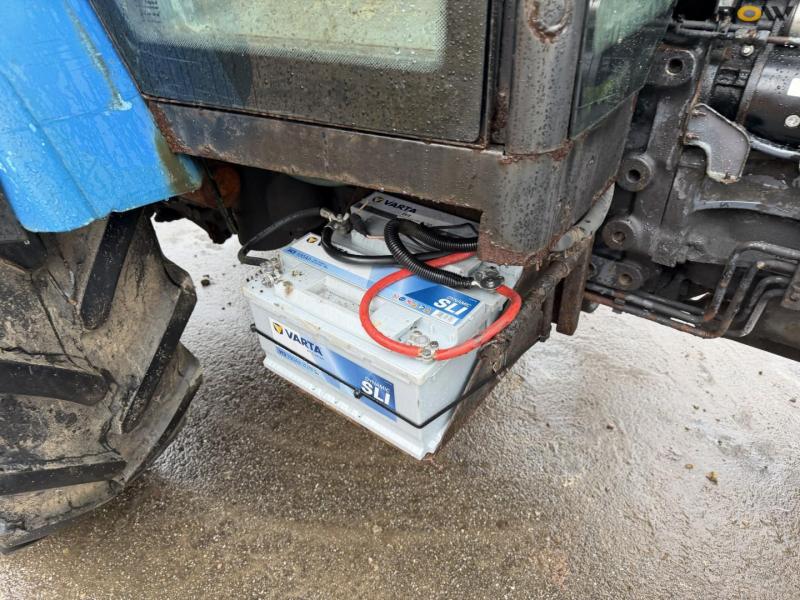 New Holland 7840 traktor 18