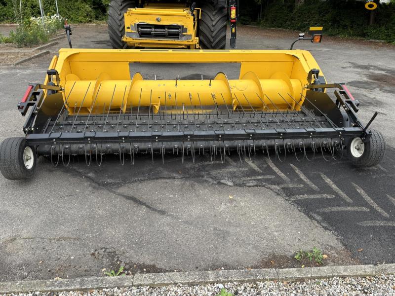 New Holland 790 CP PickUp 12 fod 2