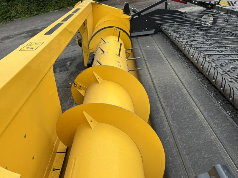 New Holland 790 CP PickUp 12 fod 18