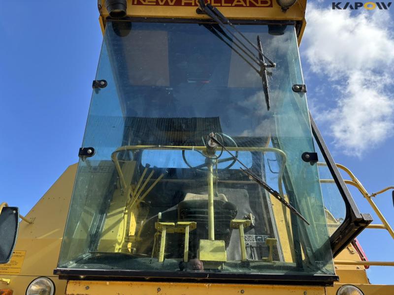 New Holland 8030 mejetærsker med snitter 14