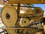 New Holland 8030 mejetærsker med snitter 112