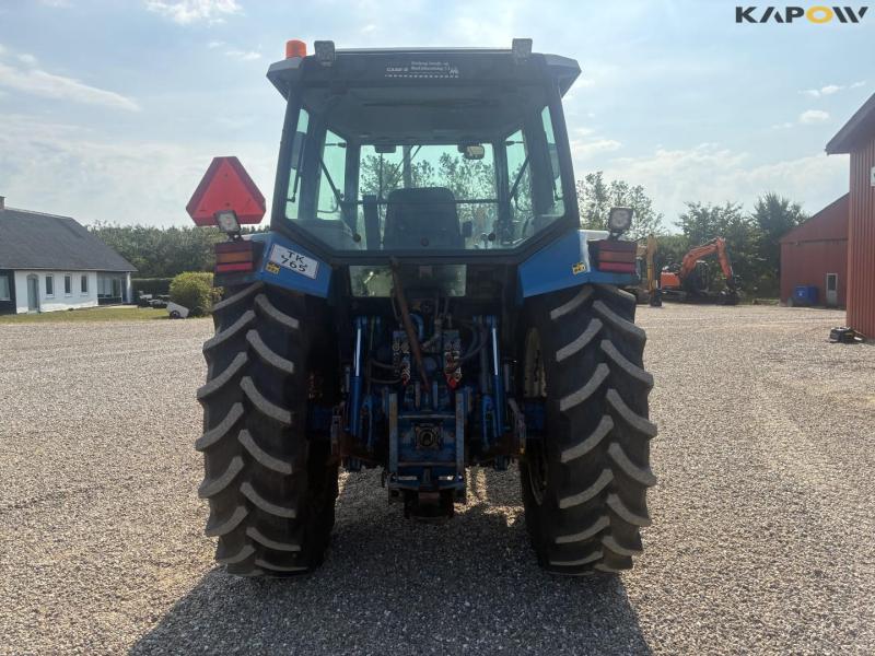 New Holland 8240 traktor 6