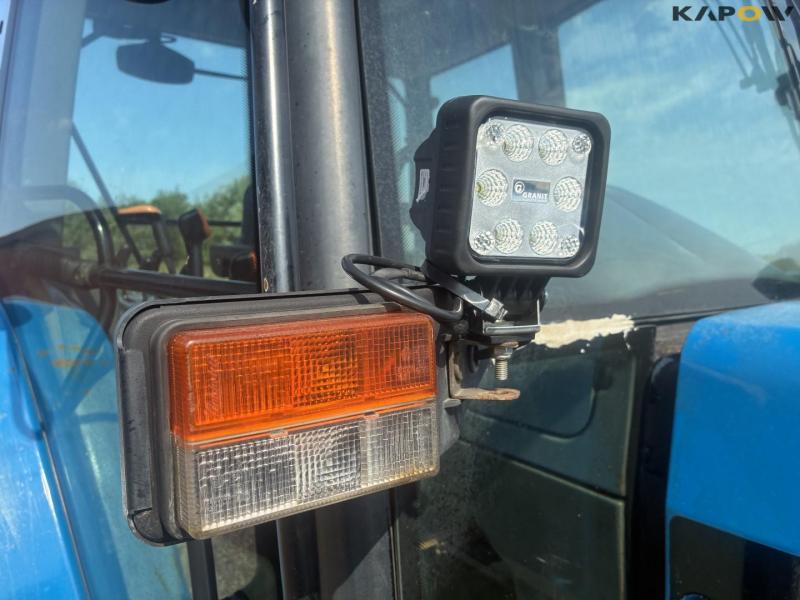 New Holland 8240 traktor 24