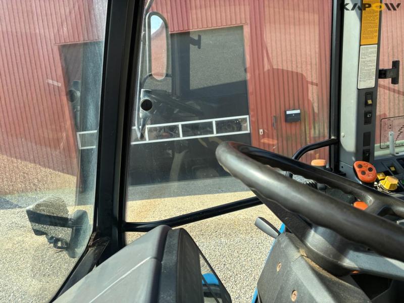 New Holland 8240 traktor 63