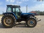 New Holland 8240 traktor 4