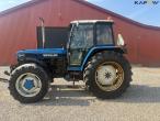 New Holland 8240 traktor 8