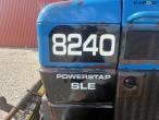 New Holland 8240 traktor 9