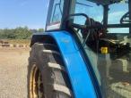 New Holland 8240 traktor 28