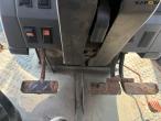 New Holland 8240 traktor 83