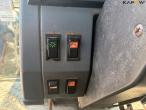 New Holland 8240 traktor 84