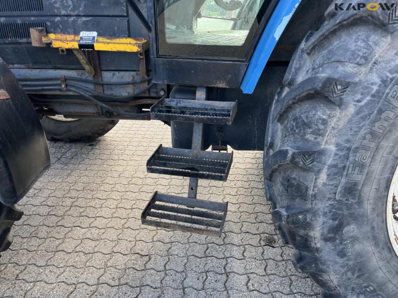 New Holland 8340 traktor 11