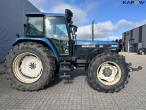New Holland 8340 traktor 4