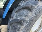 New Holland 8340 traktor 9