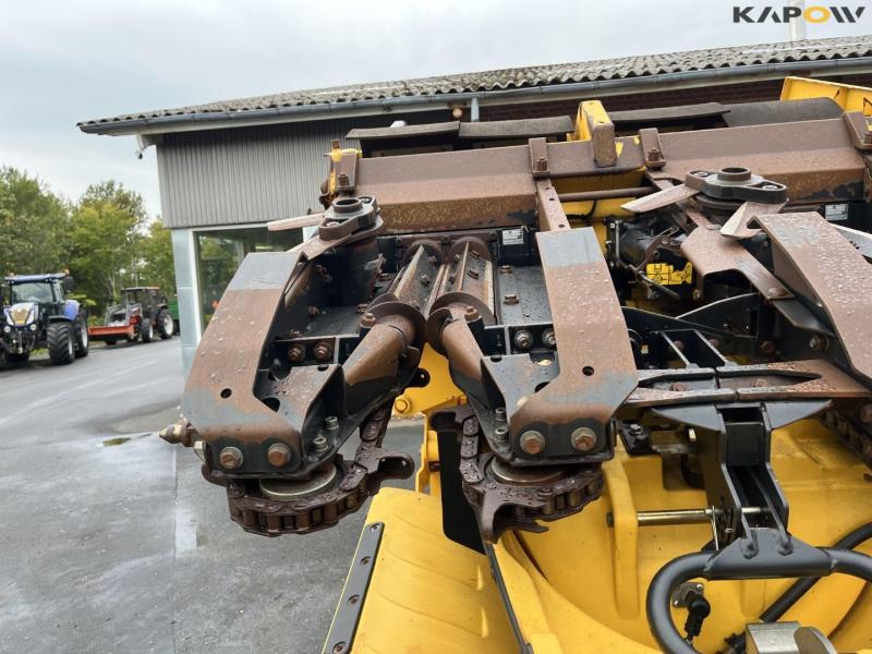 New Holland 846 8 række plukkebord 16