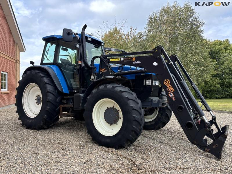 New Holland 8560 traktor med Hauer P-O-M S150 frontlæsser 3