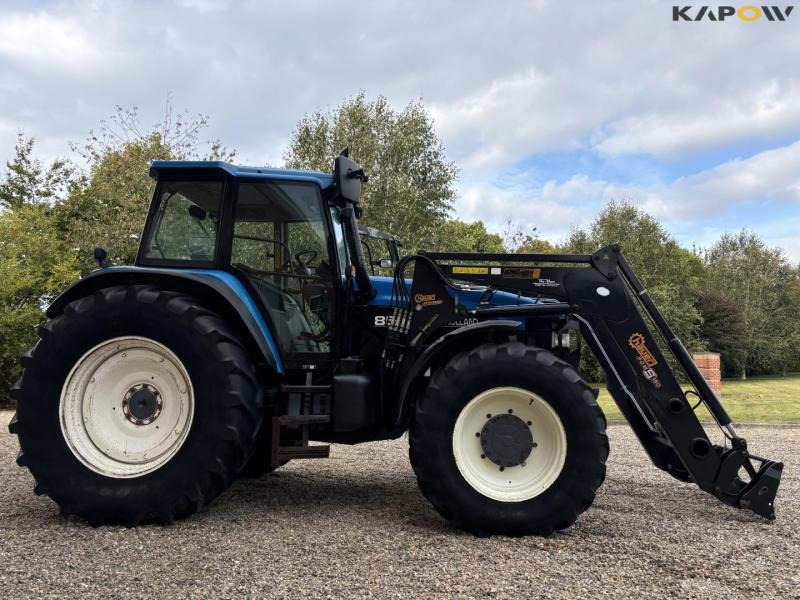 New Holland 8560 traktor med Hauer P-O-M S150 frontlæsser 4