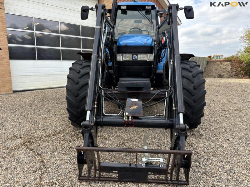 New Holland 8560 traktor med Hauer P-O-M S150 frontlæsser 12