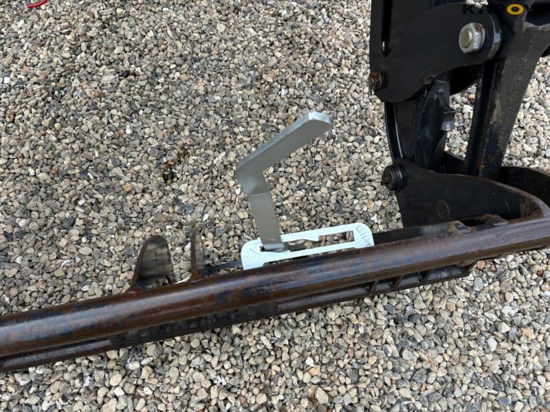 New Holland 8560 traktor med Hauer P-O-M S150 frontlæsser 15