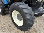 New Holland 8560 traktor med Hauer P-O-M S150 frontlæsser 76