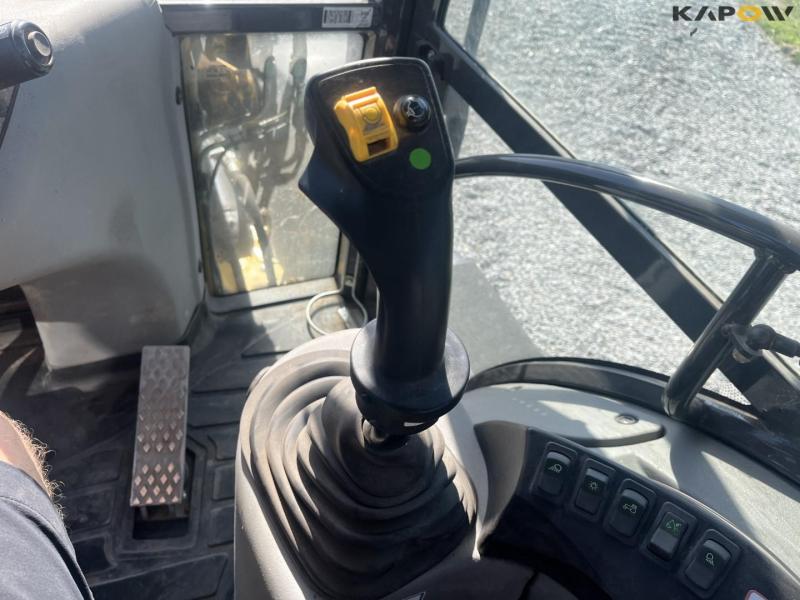 New Holland B110C TC rendegraver 43