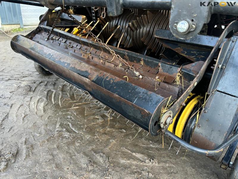 New Holland BB940R minibig presser 18