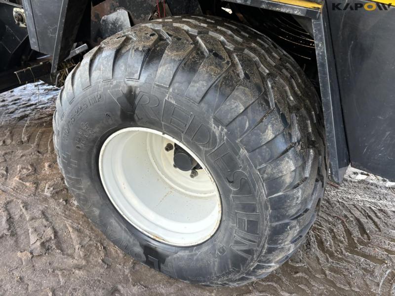 New Holland BB940R minibig presser 62