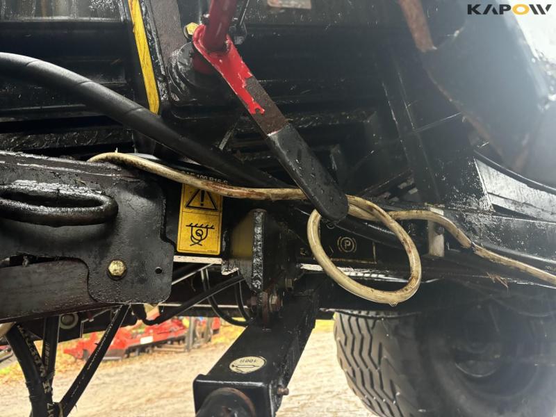 New Holland Bigbaler 890 med ballevogn 58