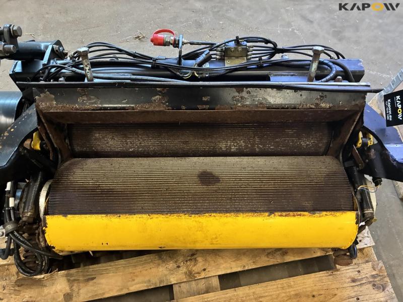 New Holland corncracker 8