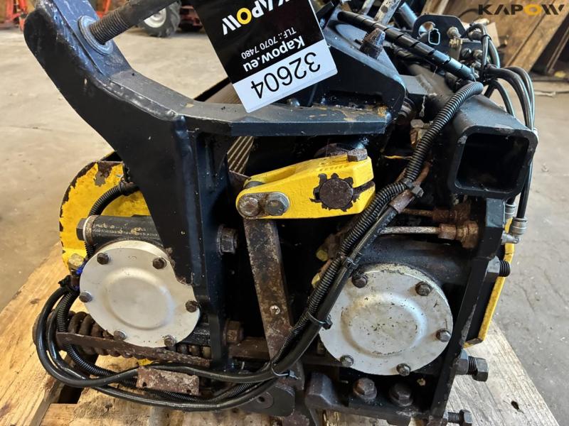 New Holland corncracker 13