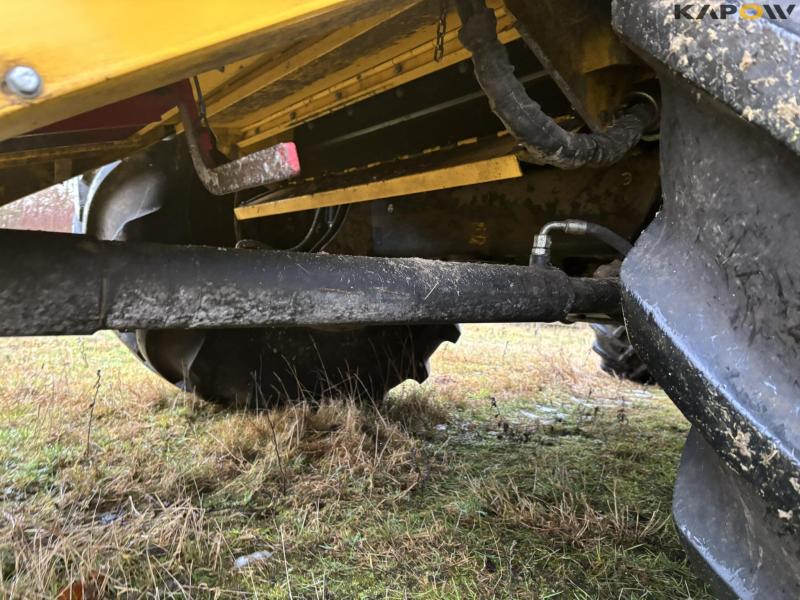 New Holland CR 8.90 Relevation 4 WD 30 fod 10